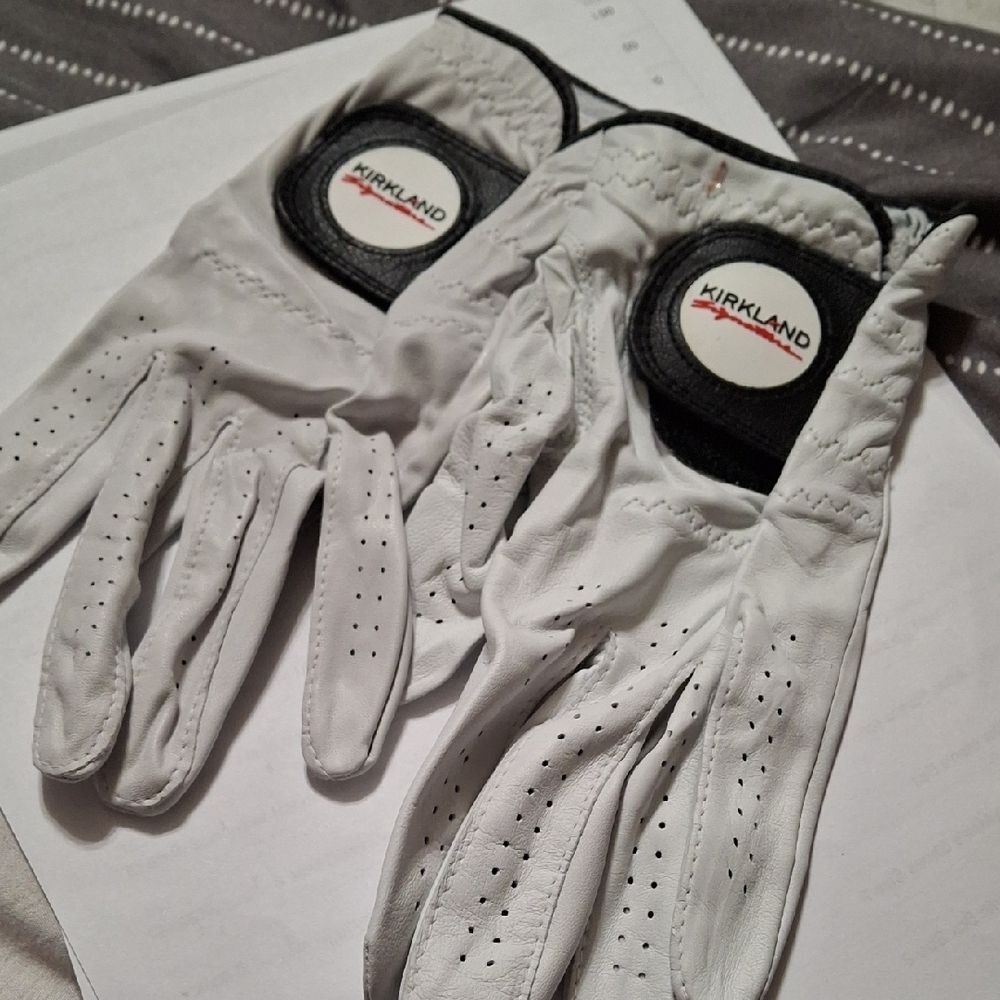 Kirkland Signature White Sheepskin Leather Golf Gloves NEW